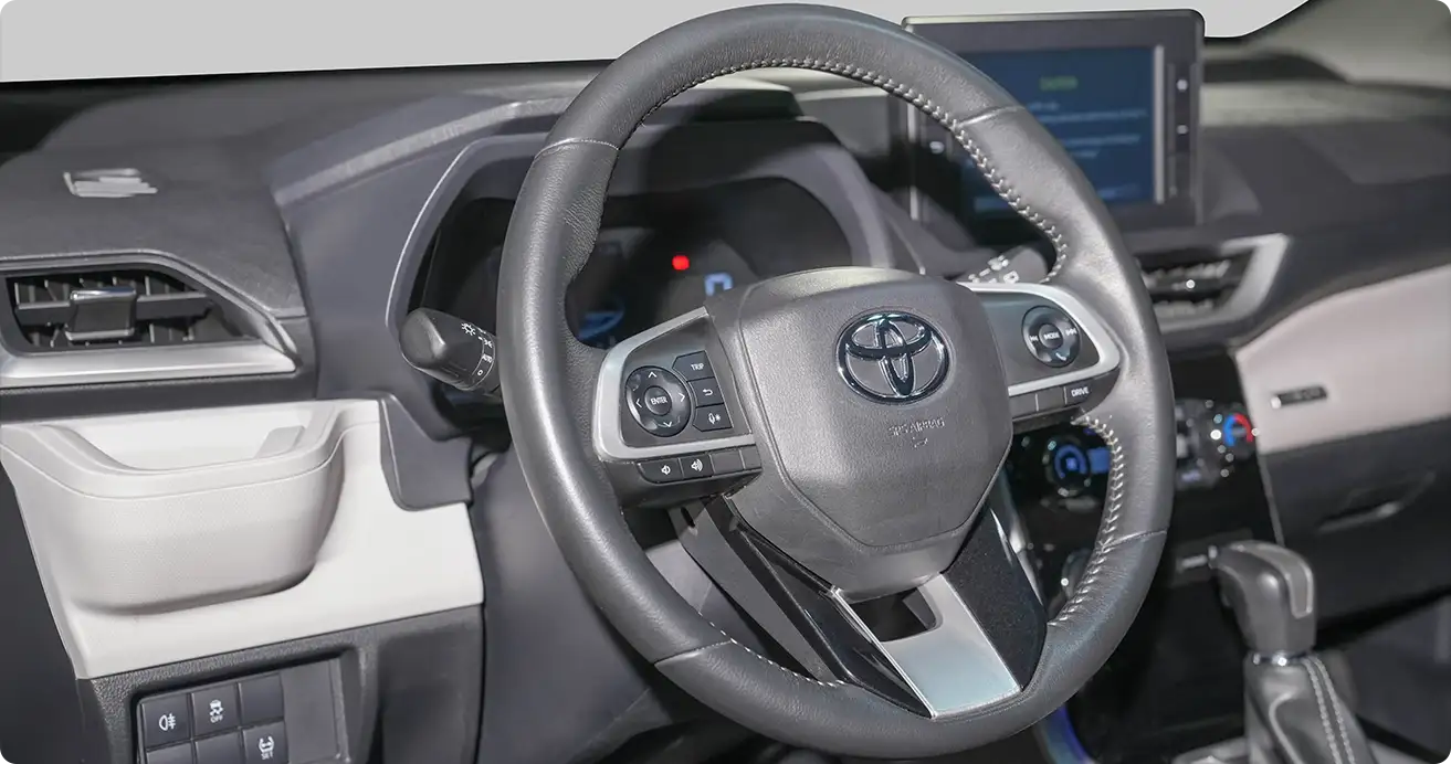 Daily Toyota Veloz rental in Dubai — flexible short-term hire