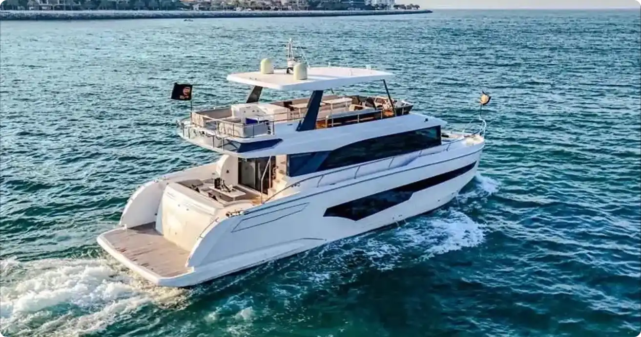 Montclaire X70 Yacht Hire Dubai Service Book Montclaire X70 yacht hire in Dubai for family and friends