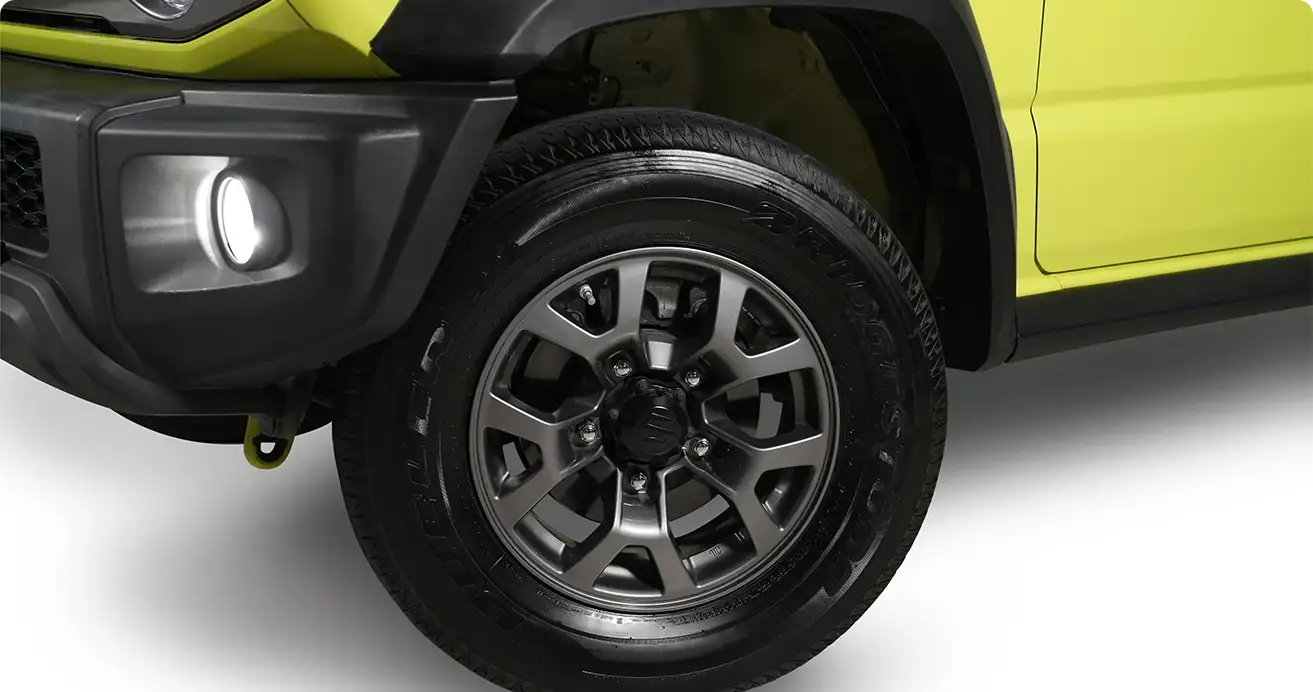 Suzuki Jimny rental Dubai—reliable 4x4 for sand and city streets