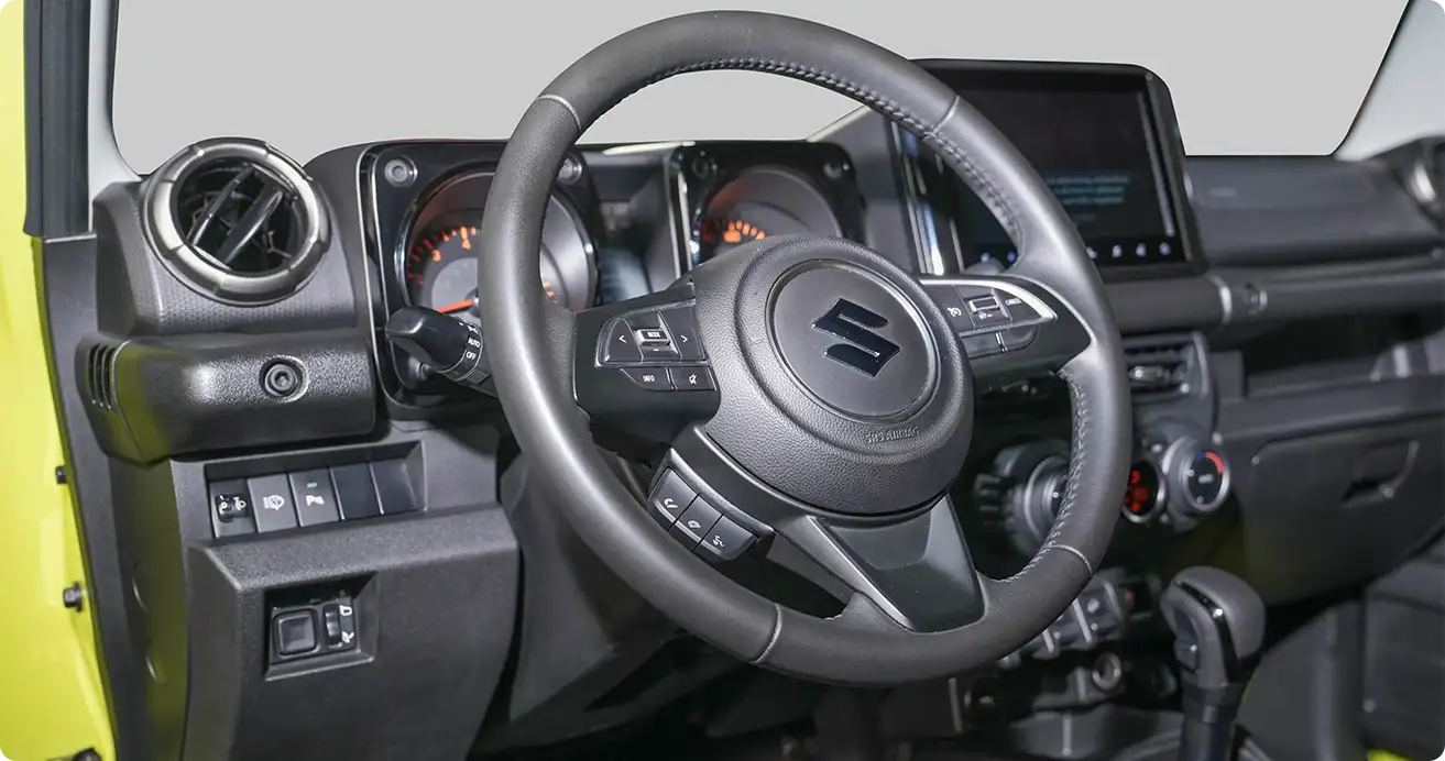 Explore Dubai in a rented Suzuki Jimny with flexible pricing